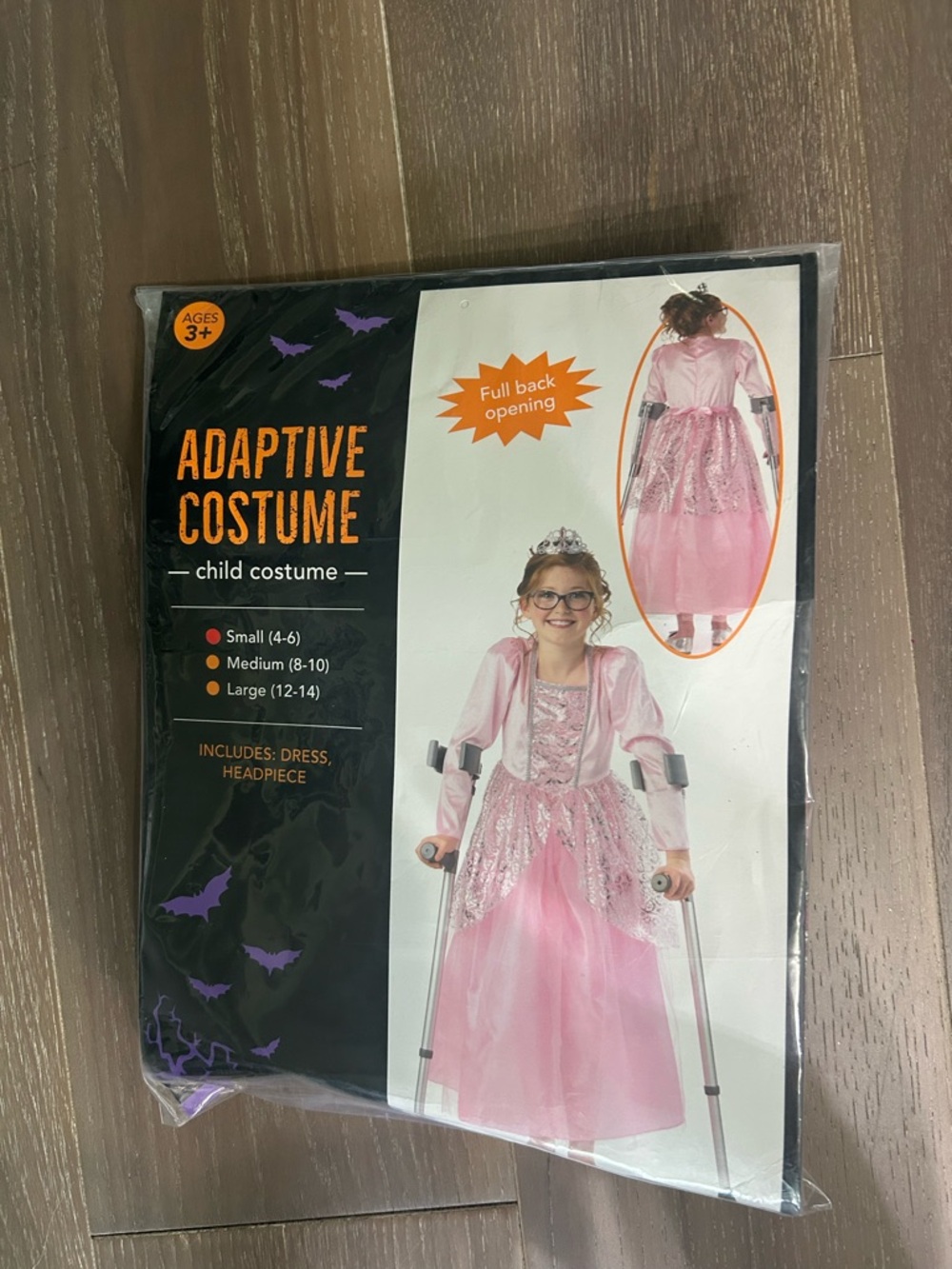 Seasons adaptive princess child costume. NWT small 4-6(38)
